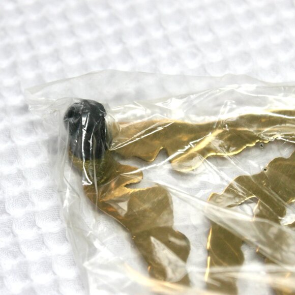 New Vintage 90's Brass Evergreen Pine Tree Trivet - Picture 3 of 6